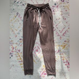 Vuori Men’s Ponto Performance Jogger - size M